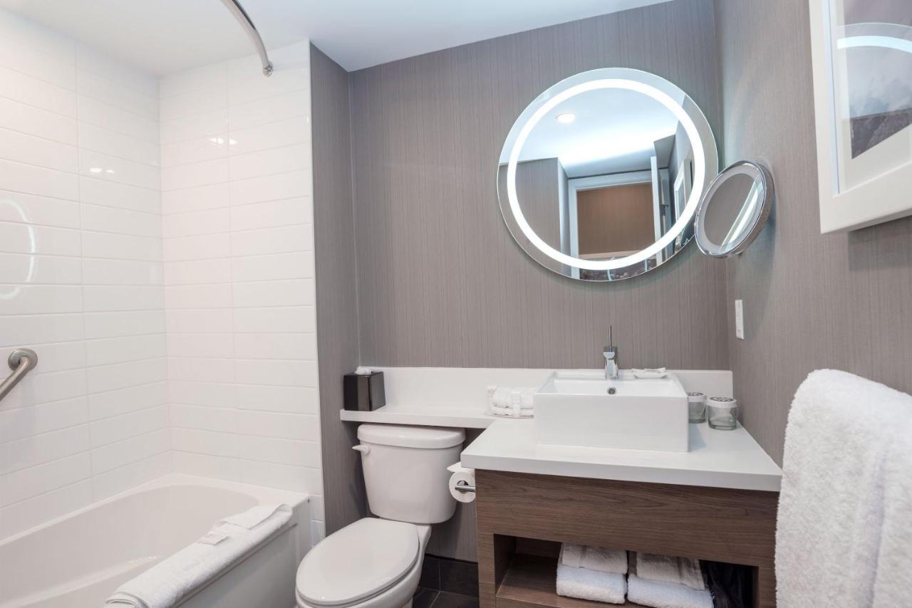 Sandman Signature St. John'S Hotel Екстер'єр фото